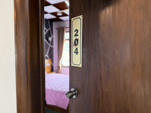 Double Room with Balcony (204) AC