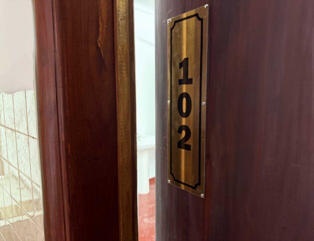 Single Room (102) non AC